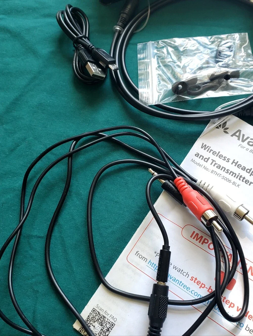 HT5006 Wireless In-Ear Headphones Transmitter Set - Black